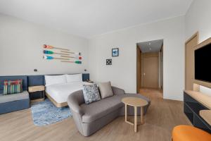 Hampton By Hilton Marjan Island,Dubai>>Al Jazirah Al Hamra,4.5 star