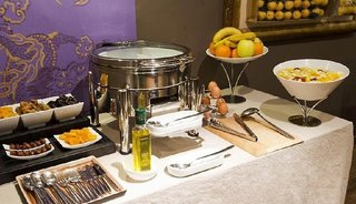 le frochot hotel pigalle sonder by marriott bonvoy