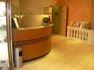 Le Bon Hotel,Hauts-De-Seine>>Courbevoie,4 star