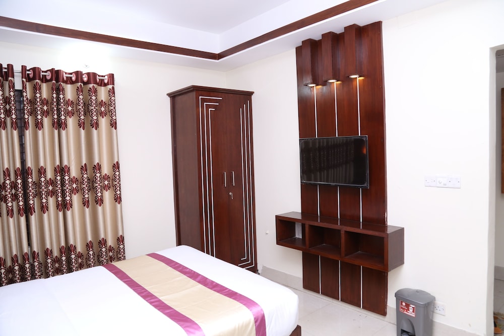 platinum hotel ltd