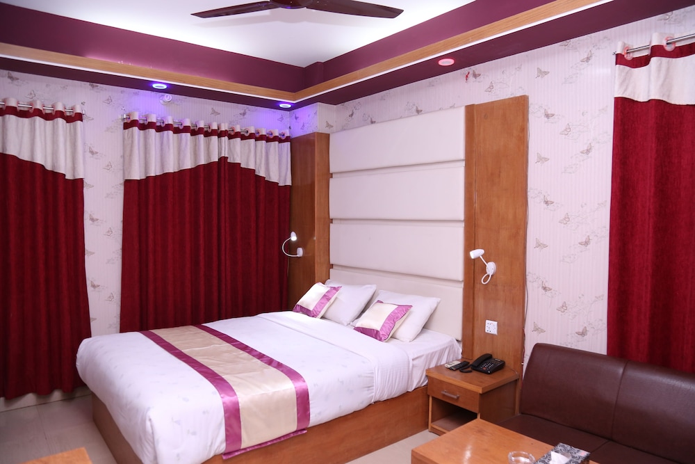 platinum hotel ltd