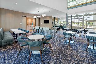 Hampton Inn & Suites San Diego Airport Liberty Station,San Diego>>Harbor Island,3 star