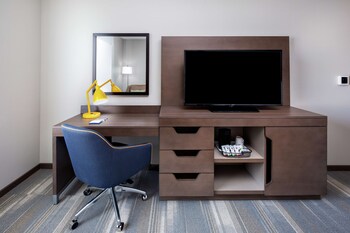 hampton inn and suites san diego airport liberty station