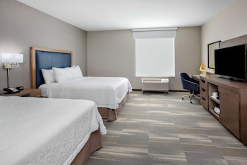 hampton inn and suites san diego airport liberty station