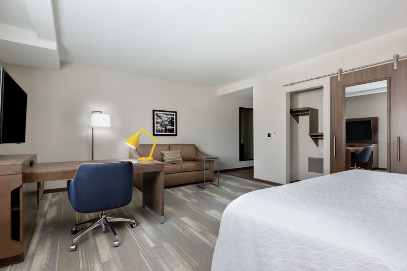 hampton inn and suites san diego airport liberty station