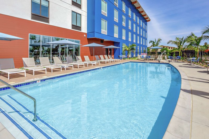 hampton inn and suites san diego airport liberty station