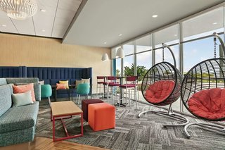 tru by hilton sebring