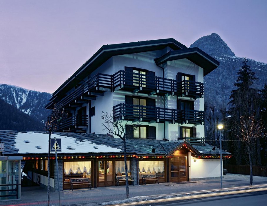 hotel les jumeaux courmayeur