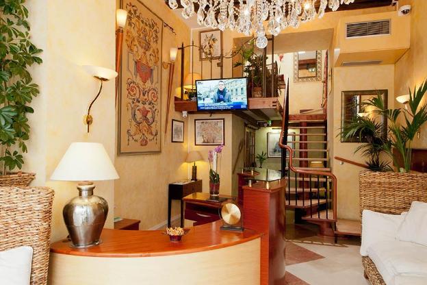 3h paris marais hotel