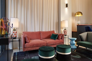 3h paris marais hotel