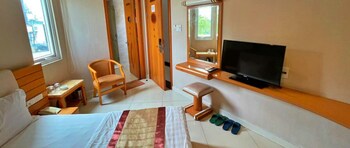 hanz happy hotel