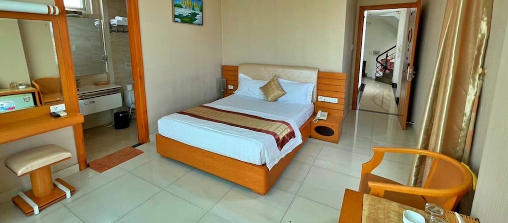 hanz happy hotel