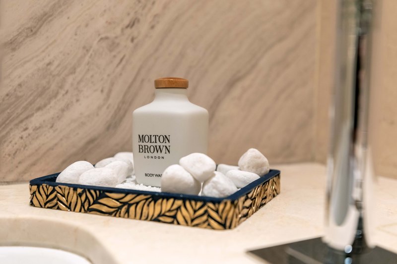 taj exotica resort and spa the palm dubai