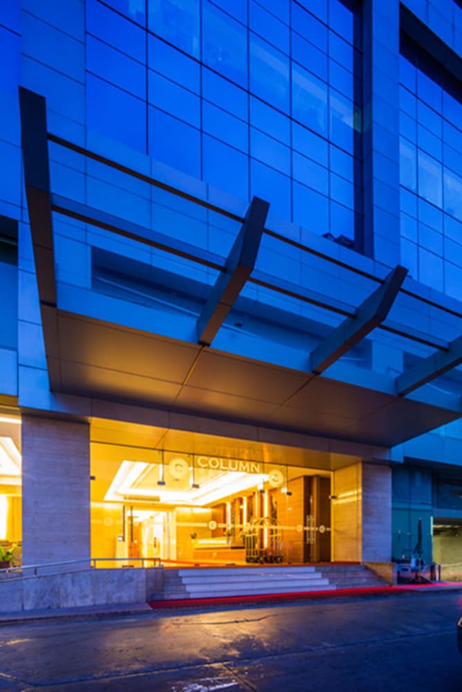 column bangkok hotel