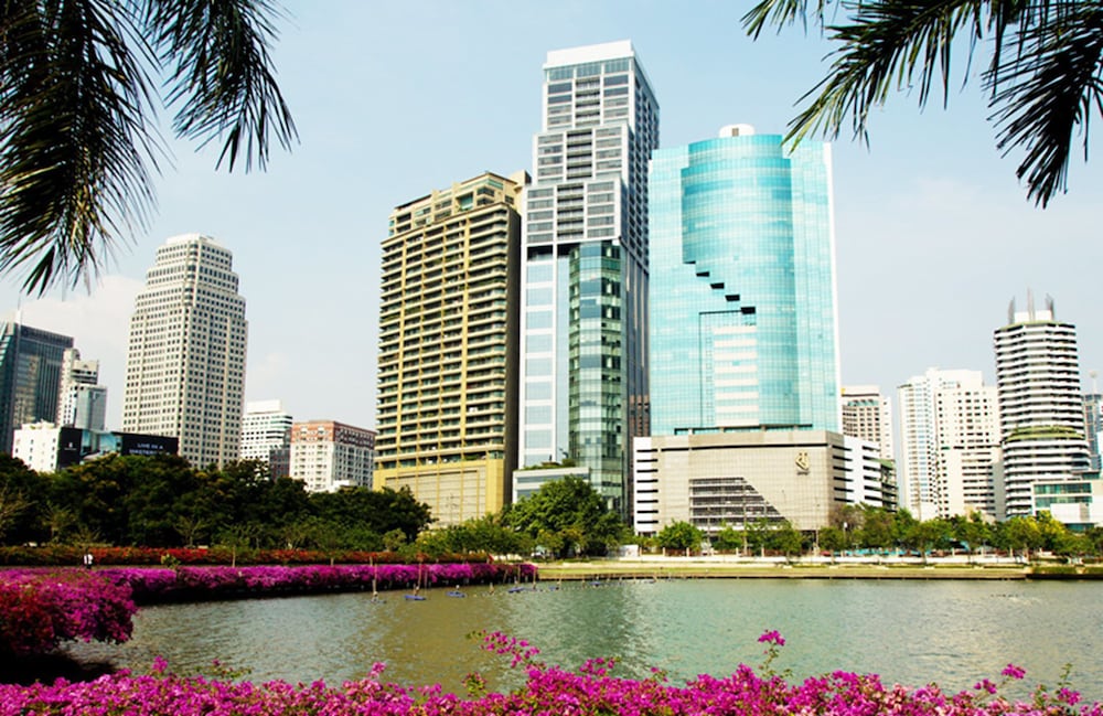 column bangkok hotel