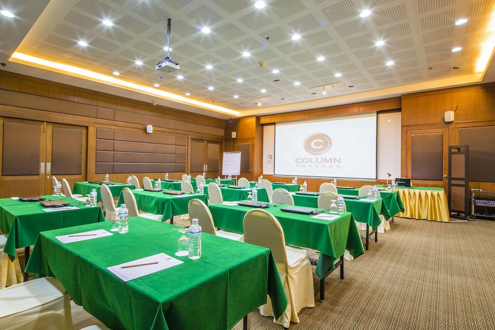 column bangkok hotel