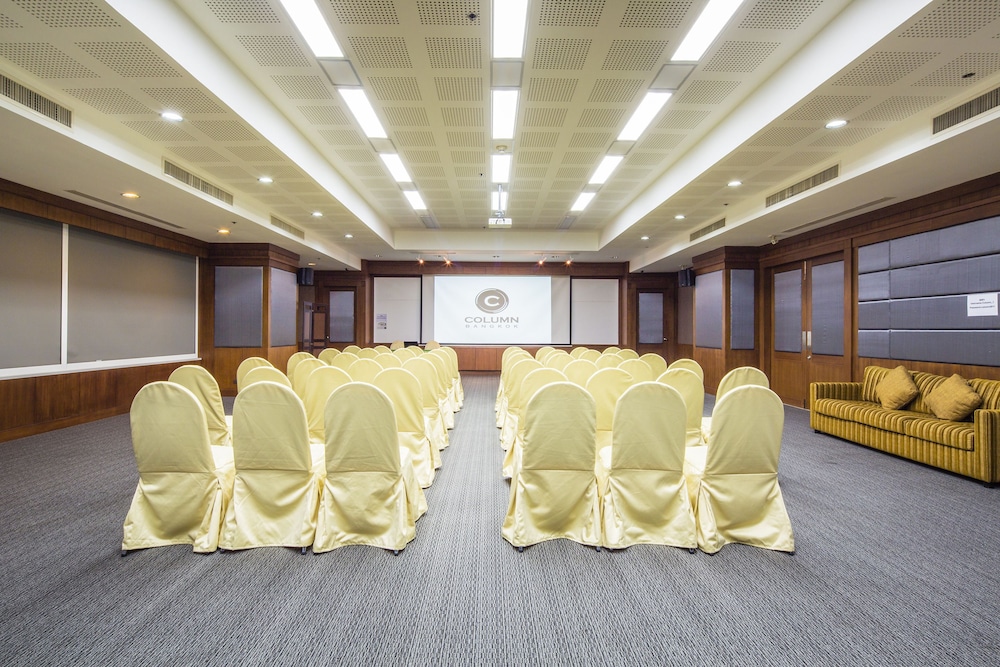column bangkok hotel