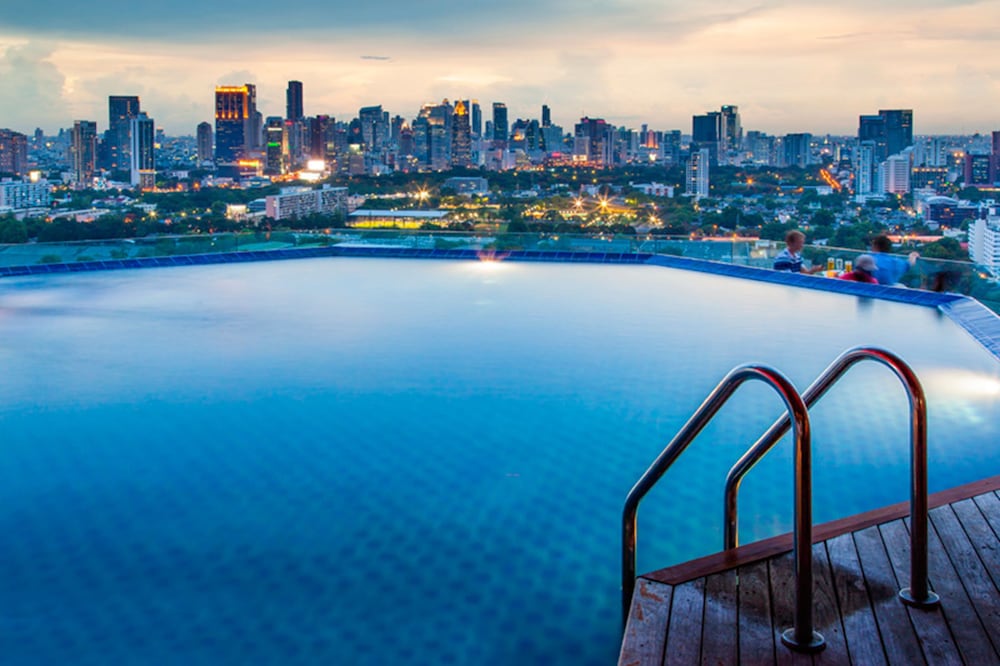 column bangkok hotel