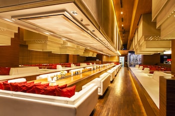 column bangkok hotel