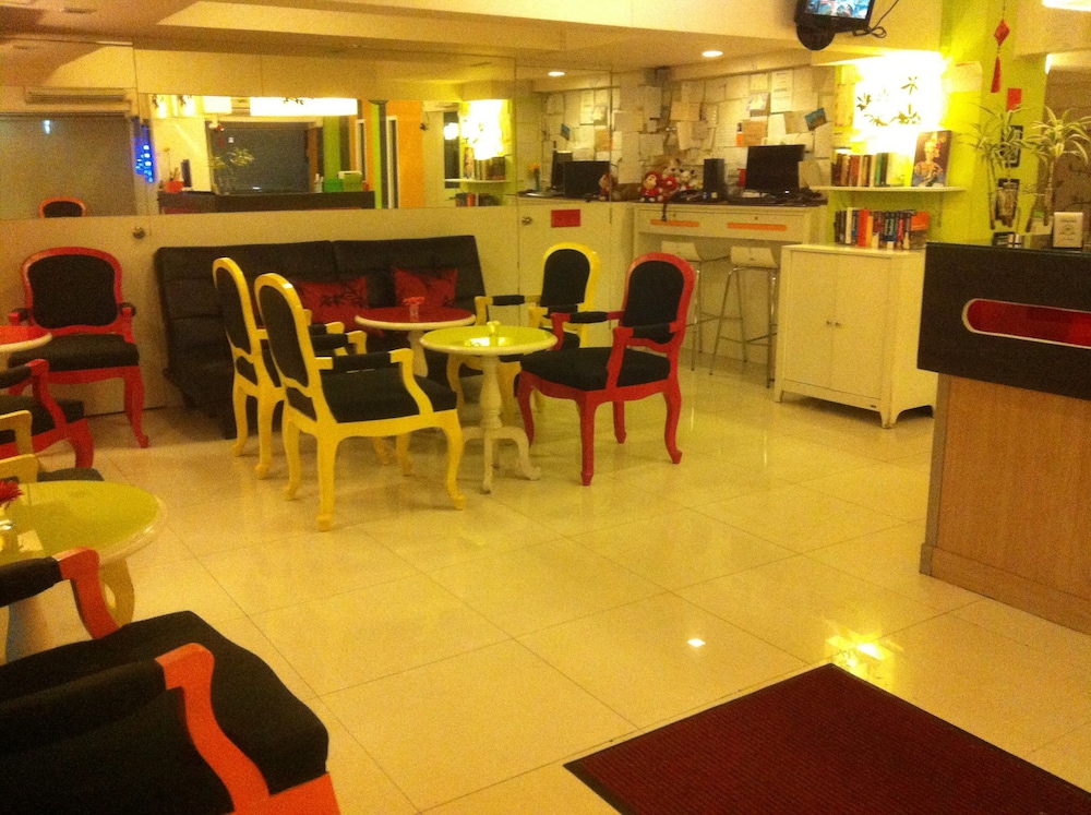 the inn saladaeng