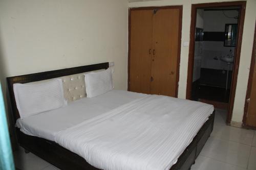 hotel the diamond ring