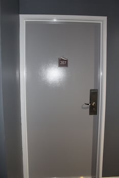 erth inn by aga los angeles