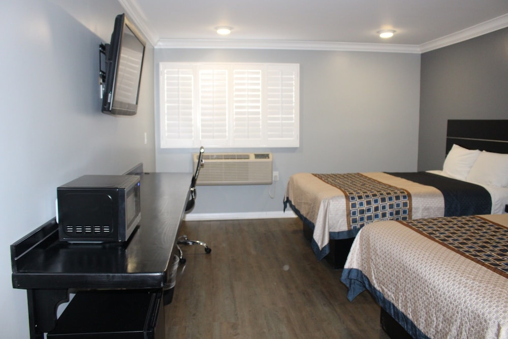 erth inn by aga los angeles