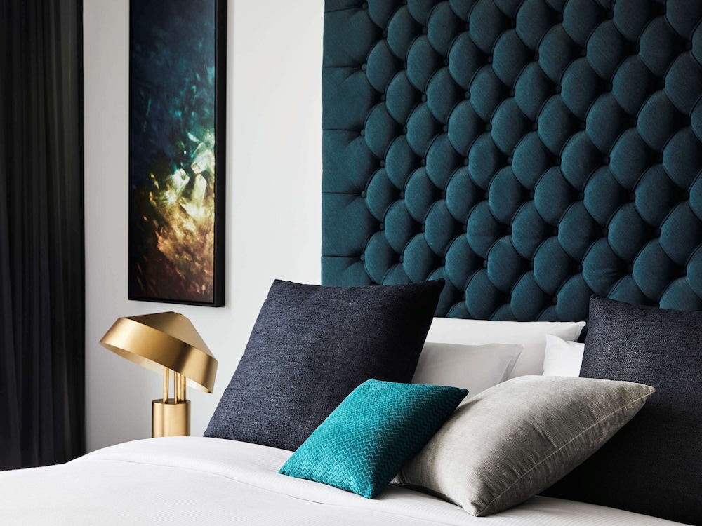 hotel chadstone melbourne mgallery