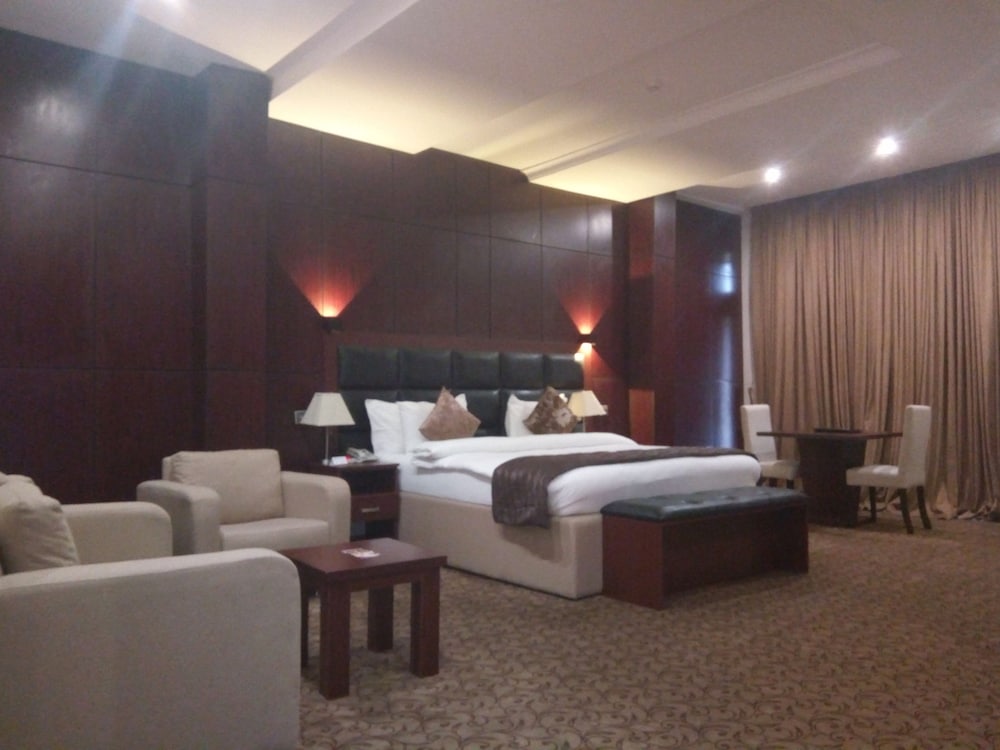 best western plus enugu