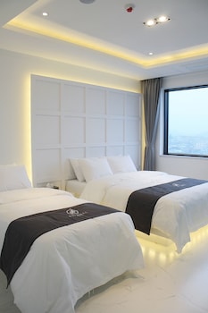 rosabell hotel