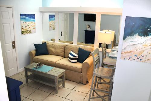 The Bay Inn At Lani Kai,Fort Myers Beach>>Fort Myers,2 star