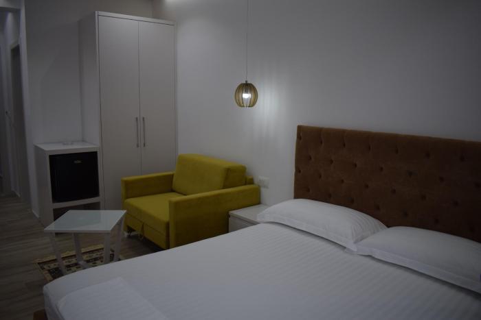 elena rooms and apartments