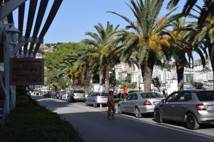 elena rooms and apartments