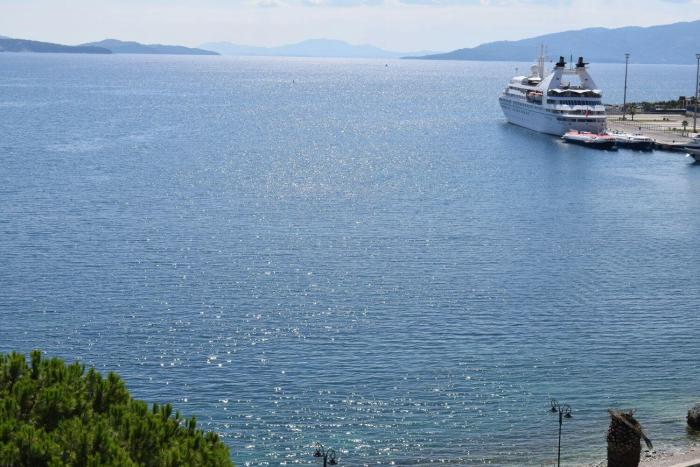 elena rooms and apartments