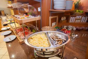 Centro Hotel Mondial Munchen Trademark Collection By Wyndham,Pettenkoferstrasse, 2,3 star