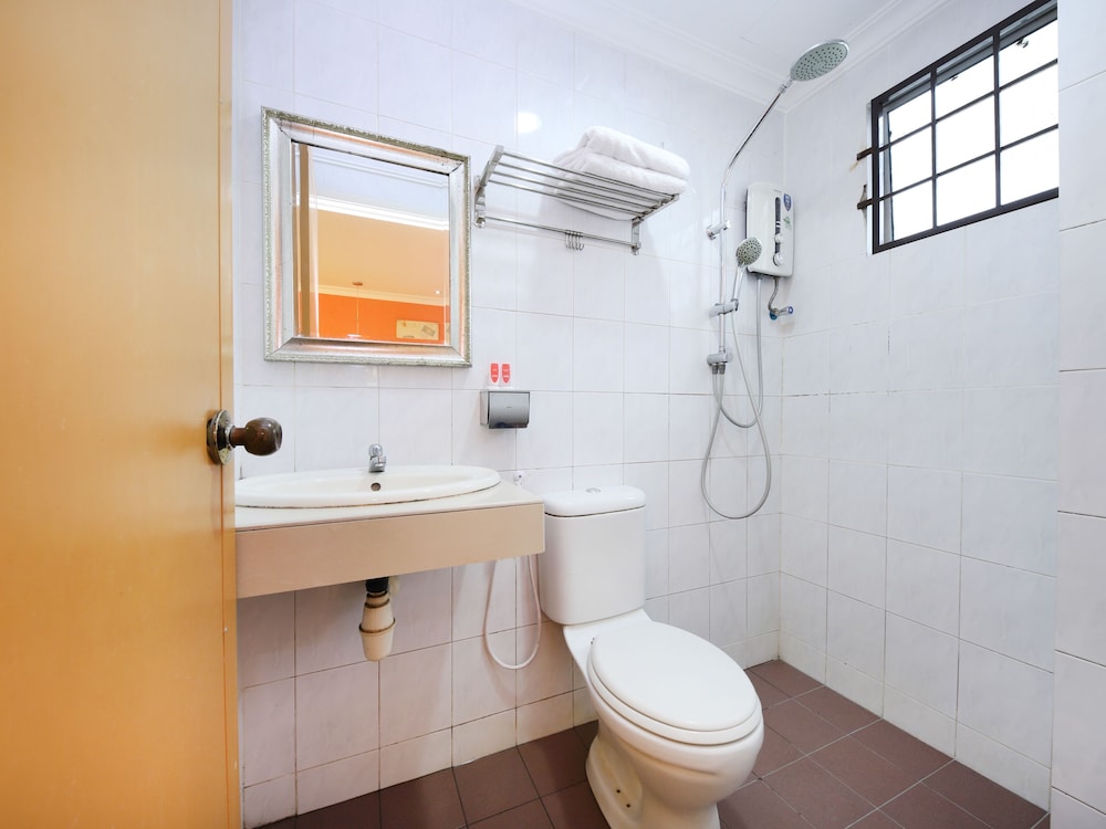 super oyo 761 city hotel