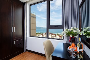 golden line danang hotel