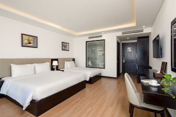 golden line danang hotel