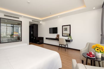 golden line danang hotel