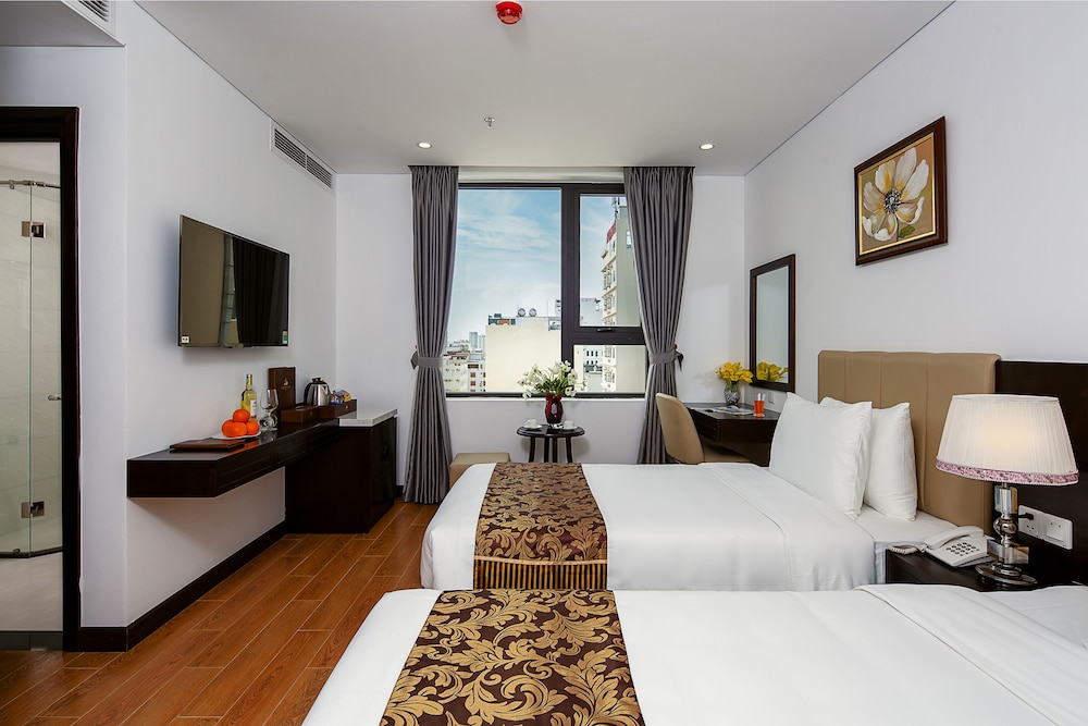 golden line danang hotel