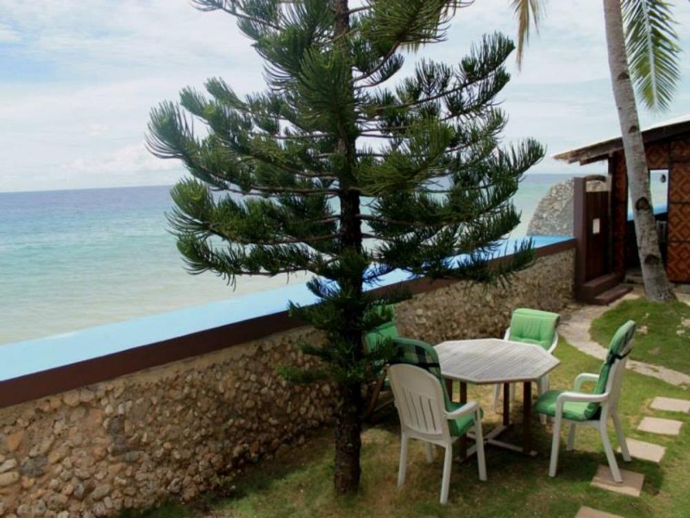 giswold lagunde beach resort