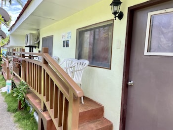 giswold lagunde beach resort