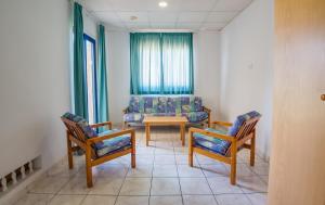 green bungalows hotel apartments