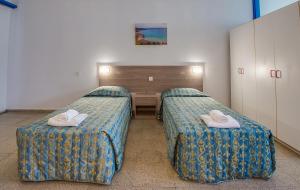 green bungalows hotel apartments