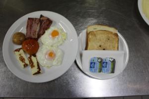 green bungalows hotel apartments