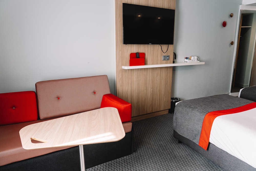 holiday inn express porto city center an ihg hotel