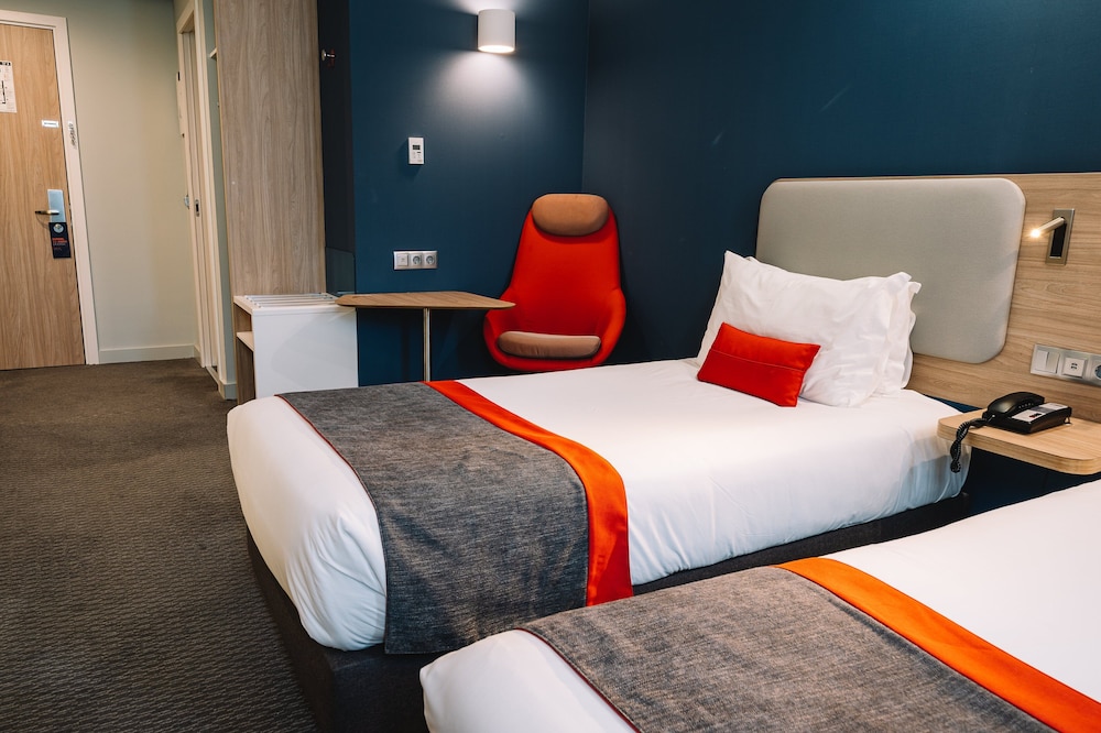 holiday inn express porto city center an ihg hotel