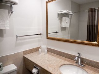 Motel 6 Azusa, Ca,Near Azusa City Hall,2 star