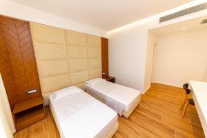 inada hotel ksamil