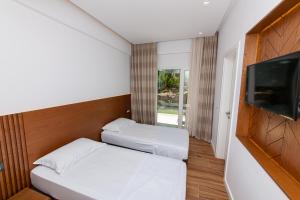 inada hotel ksamil
